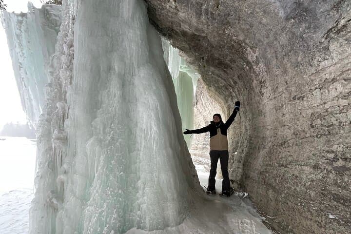 Snowshoeing with Mountain Goats in Jacques-Cartier Valley — Private Winter Adventure photo 3