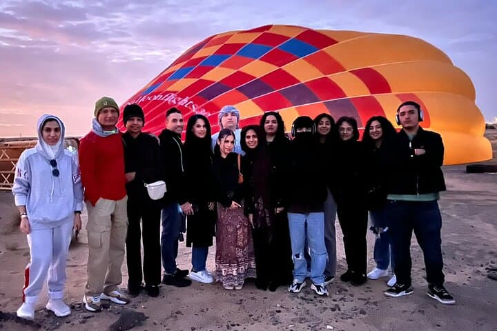 Dubai Desert Hot Air Balloon Ride: Sunrise Flight Over the Dunes photo 2