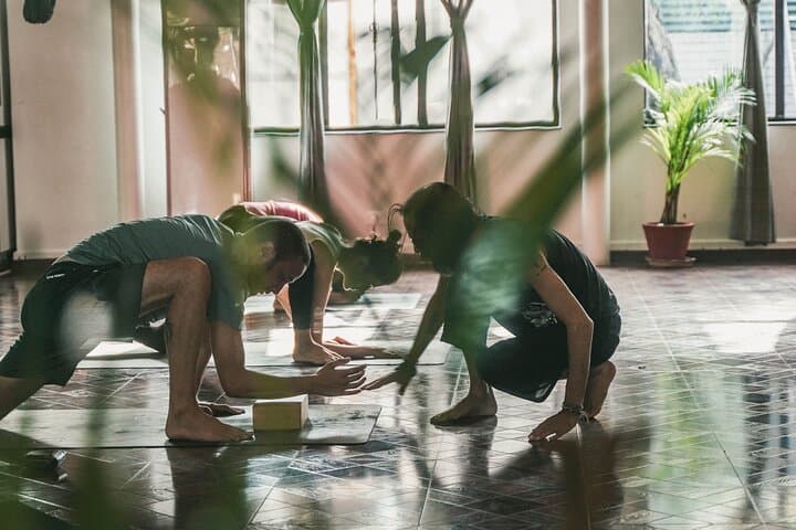 Kathmandu Vinyasa Yoga: 75-Minute Class with Personalized Guidance