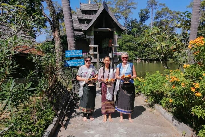 Xe-Champhone Homestay: Two-Day Village Loop Through Wat Phoukor and Soui Lake