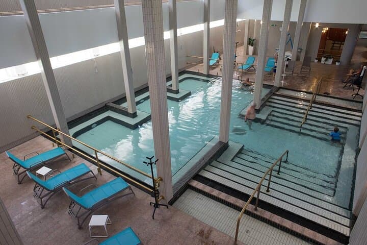Palatinus Bath Budapest: Full-Day Thermal Pools & Family Fun on Margaret Island photo 6