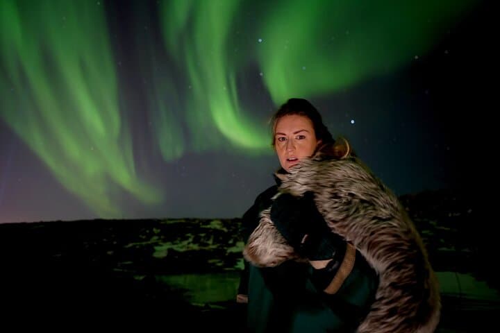 Reykjavik Northern Lights Tour — Pro Aurora Photos & Small-Group Hunt photo 3