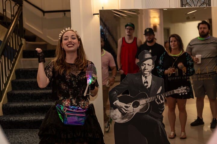 Haunted San Antonio Booze and Boos Ghost Walking Tour — Nighttime Bar Crawl & Ghost Stories