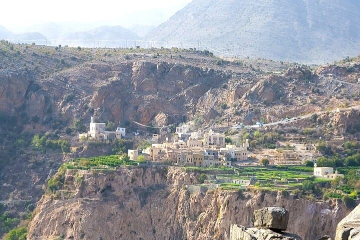 Nizwa and Jebel Akhdar Day Trip from Muscat: Forts, Souqs & Saiq Plateau photo 4