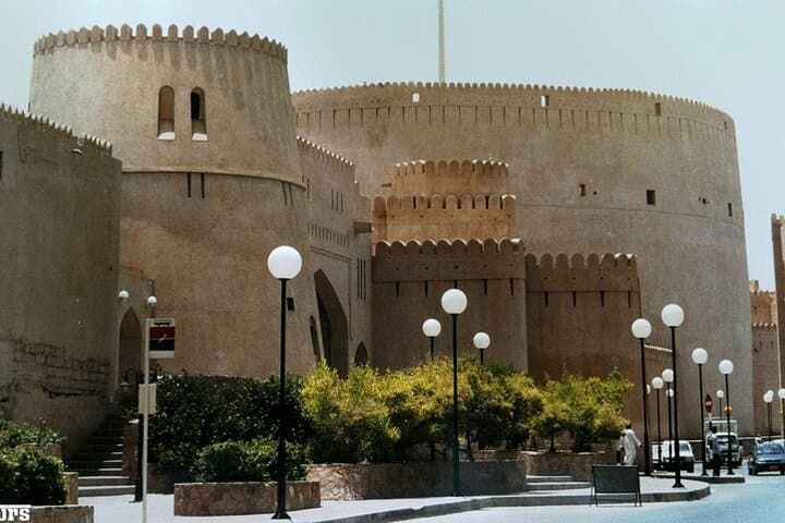 Nizwa and Jebel Akhdar Day Trip from Muscat: Forts, Souqs & Saiq Plateau photo 2