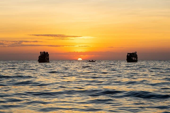 Sunset Vespa Ride and Tonle Sap Floating Village Tour from Siem Reap photo 2