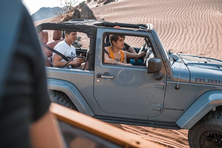 Sunset Dune Bashing in Jeddah: 4x4 Desert Safari with Arabic Coffee photo 4