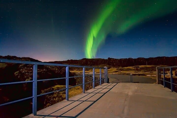 Golden Circle, Blue Lagoon & Northern Lights Day Tour from Reykjavík photo 2