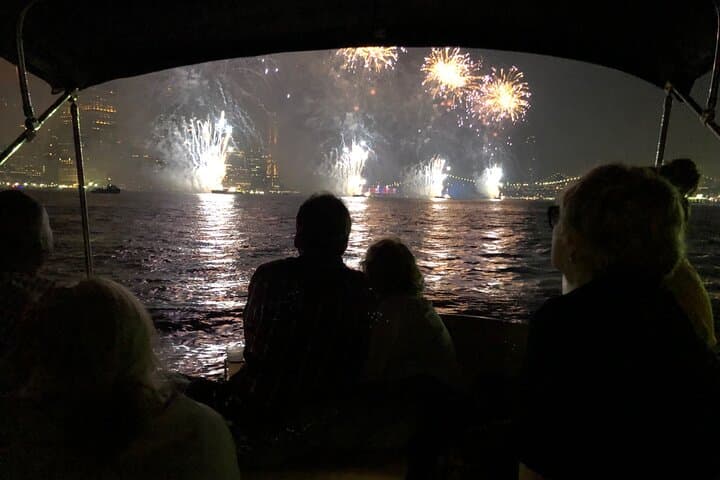 Private NYC 4th of July Fireworks Boat Charter — Statue of Liberty & Brooklyn Bridge Views photo 5