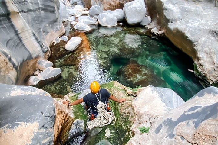 Snake Canyon Oman: Canyoning, Jumps and Abseils in the Al Hajar photo 3