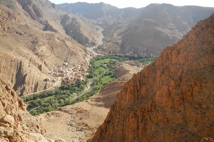 Half-Day Todra Gorges Hike: Walk the Todgha Canyon from Tinghir