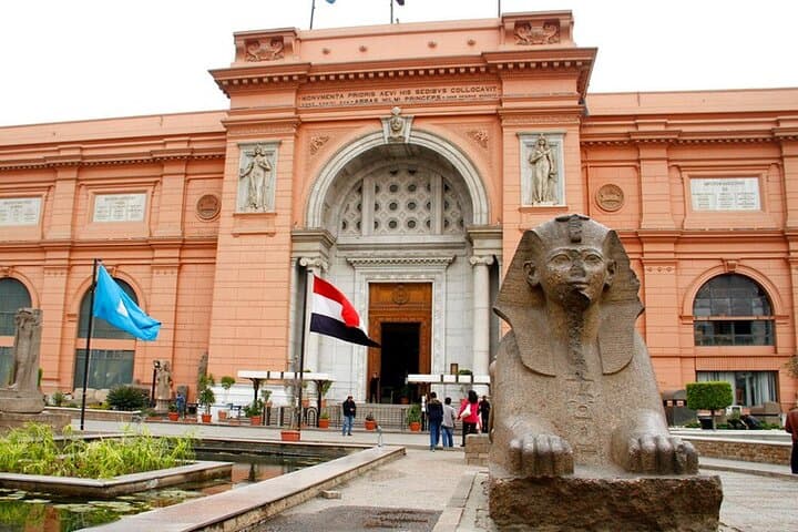 13-Day Private Egypt Honeymoon: Pyramids, Nile Cruise & Red Sea Retreat
