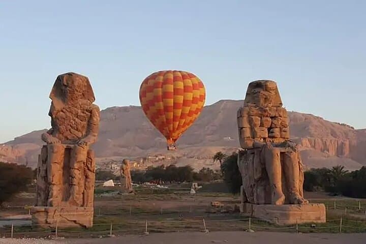 13-Day Private Egypt Honeymoon: Pyramids, Nile Cruise & Red Sea Retreat photo 2