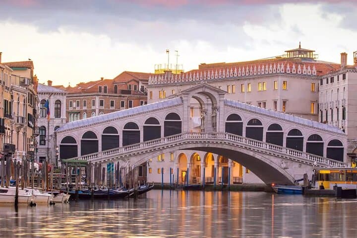 Full-Day Luxury Trip to Venice from Milan — Private Car, Ferry & Six Hours in the Historic Center