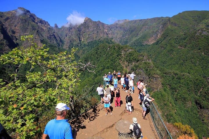 Full-Day Off‑Road Jeep Safari in Eastern Madeira — Pico do Arieiro, Santana & Ponta de São Lourenço photo 4