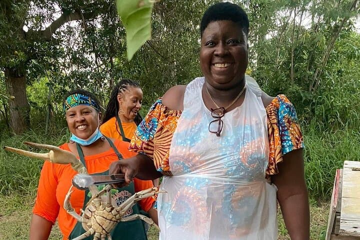 Crabs with Carmen: St. Croix Morning Cooking Class and Crucian Culinary Experience