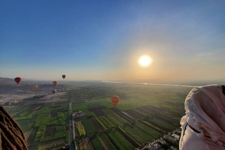 Sunrise Hot Air Balloon Over Luxor: VIP Flight Above Ancient Thebes photo 3