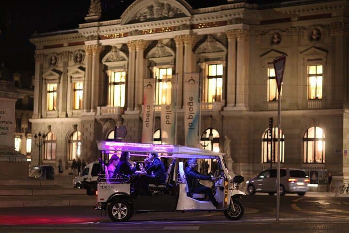 Geneva Apero TukTuk Tour: Electric TukTuk Lake Geneva Aperitif & Culinary Drive photo 4