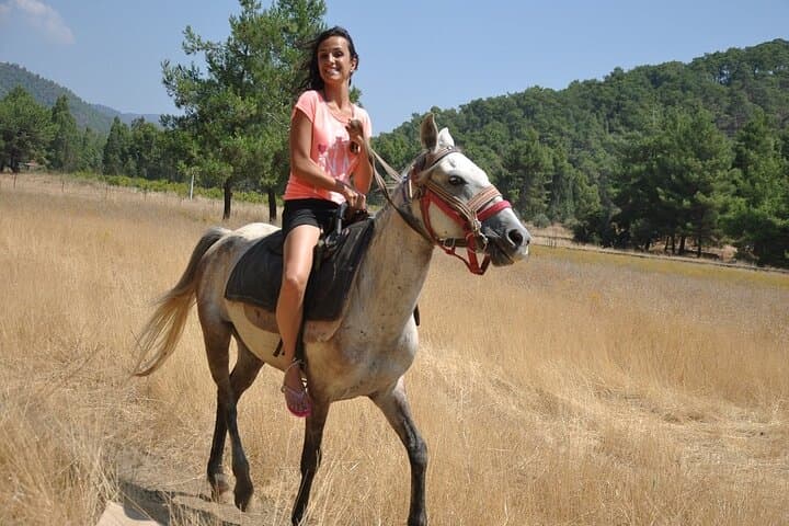 Marmaris Horse Safari: 2-Hour Guided Ride Through Pine-Covered Foothills photo 4