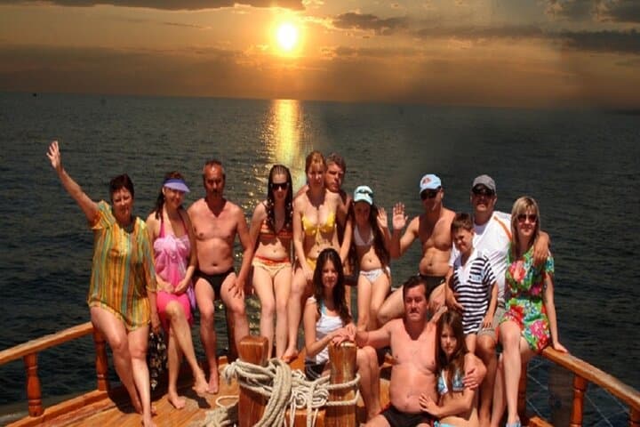 Marmaris & Icmeler Moonlight Pirate Party Boat Cruise photo 5