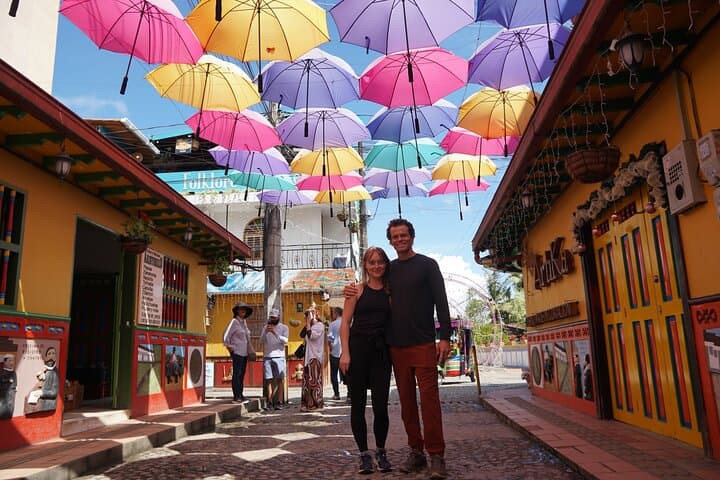 Guatapé Day Trip from Medellín: El Peñol Climb, Speedboat & Paragliding photo 6