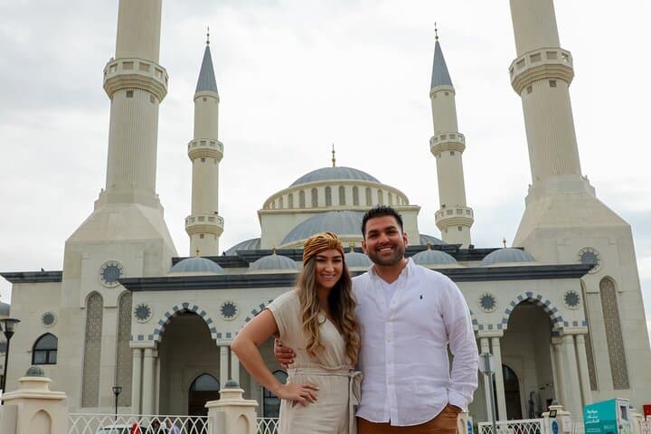 Dubai City & Al Marmoom Desert Dinner: Mosque Visits, Souks and Stargazing photo 5