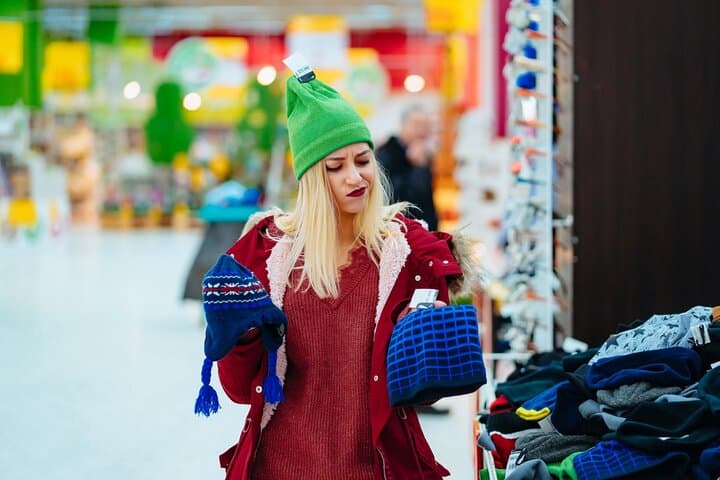 Portland Holiday Lights & Local Makers: Private Christmas Walking Tour photo 4