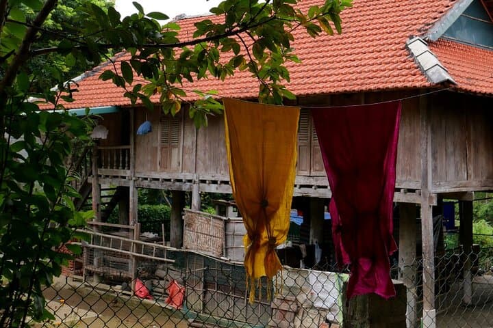 Mai Chau Full-Day Cycling and Handcraft Workshop from Hanoi photo 4