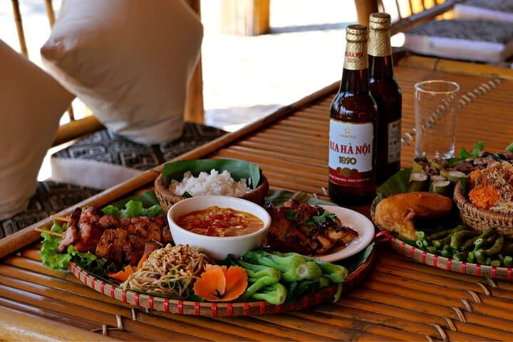 Mai Chau Full-Day Cycling and Handcraft Workshop from Hanoi photo 6