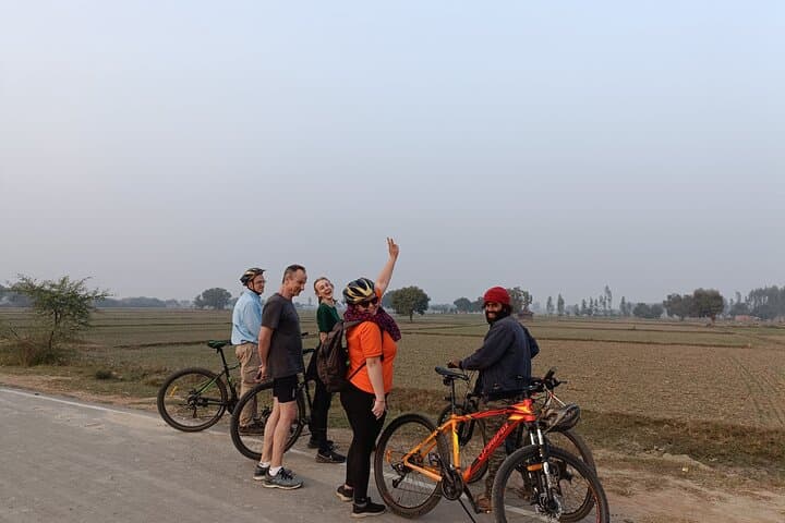 Delhi-to-Agra Cycling: Villages, Vrindavan & the Taj on Two Wheels photo 6