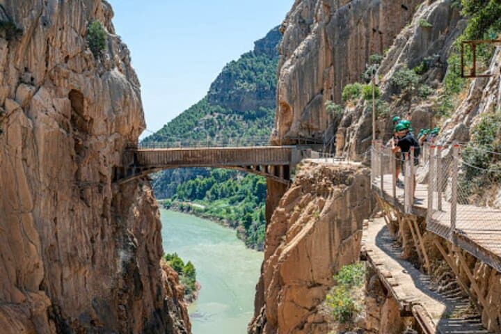 Caminito del Rey Guided Day Trip from Málaga — Walk the Gaitanes Gorge photo 4