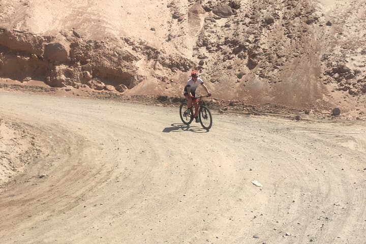 Congata Rover: Half-Day Downhill Bike Ride from Arequipa photo 4