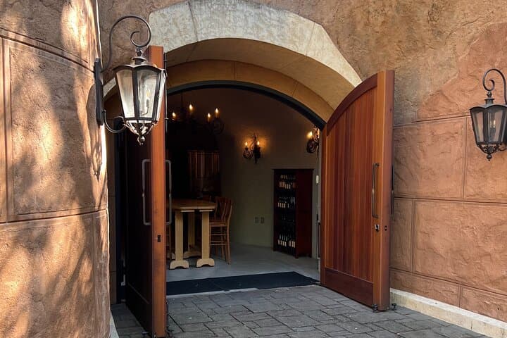 Private Napa Valley SUV Wine Tour: 6-Hour Tasting Route Through Top Wineries photo 2