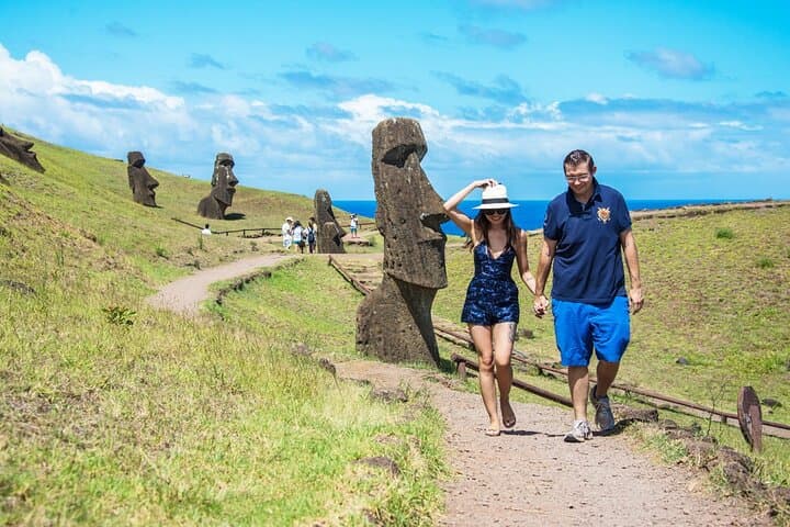 Easter Island 6-Day Private Archaeology & Hiking Hiking Adventure — Rapa Nui Expedition