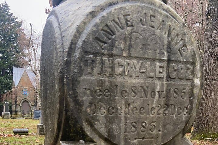 Macabre Ghost History of Portland: Lone Fir Cemetery Walking Tour photo 4