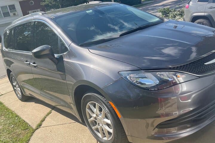 O'Hare Airport Taxi to Downtown Chicago — Private ORD Transfer photo 3