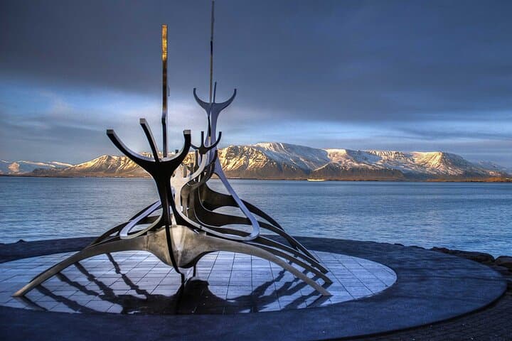 4-Day Iceland Highlights: Golden Circle, Blue Lagoon & Reykjavik photo 2