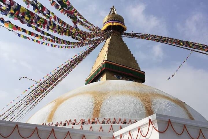 Himalayan Mountain Panoramas: 13-Day Private Trek, Pokhara & Chitwan Safari photo 2