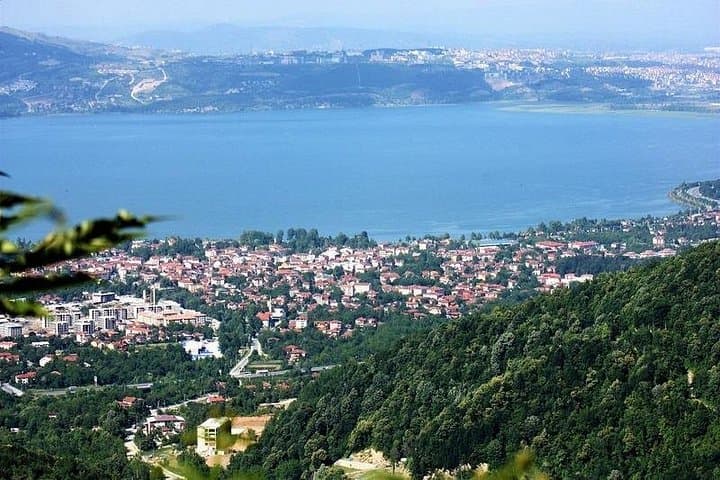 Sapanca Full-Day Nature Escape: Lake Walks, Waterfalls & Kartepe Views photo 4