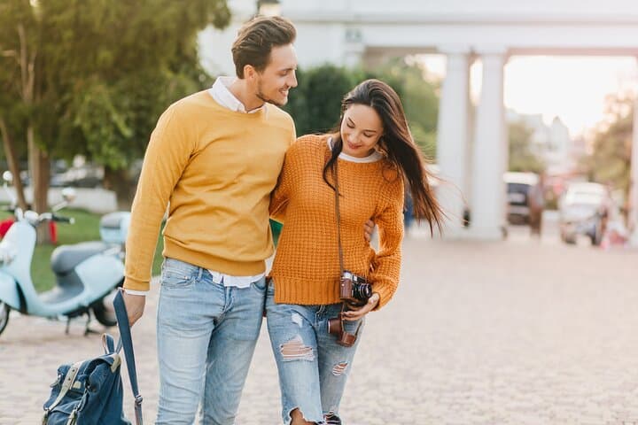 Romantic Private Walking Tour of Charleston's Waterfront & Historic Alleys photo 4
