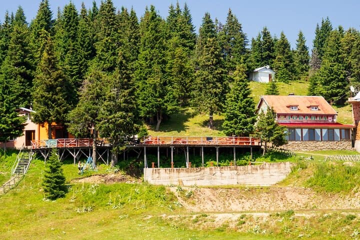 Multi-Day Hike in Central Balkan National Park: Huts, Crests & the E3 Trail photo 2
