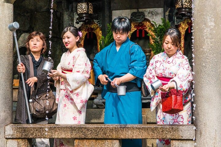 Two-Day Kyoto Highlights: Private Guided Tour of Temples, Bamboo Grove and Fushimi Inari photo 3