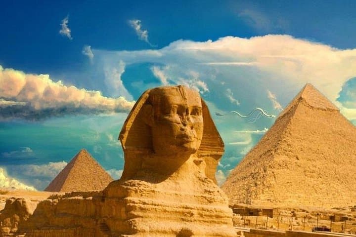 One-Day Cairo Flight Tour from Sharm El Sheikh: Pyramids, Egyptian Museum & Khan El Khalili photo 1
