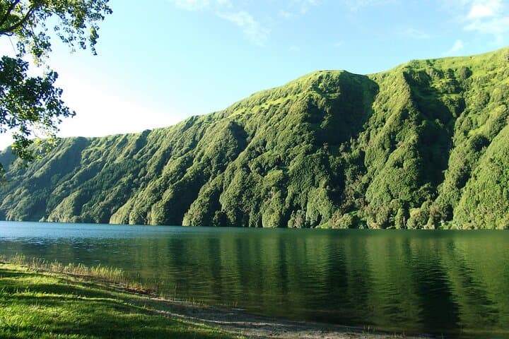 Half-Day 4x4 Sete Cidades Crater Tour from Ponta Delgada photo 5