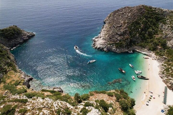 Grama Bay Speedboat Tour: Karaburun Caves, Blue Waters and Snorkeling