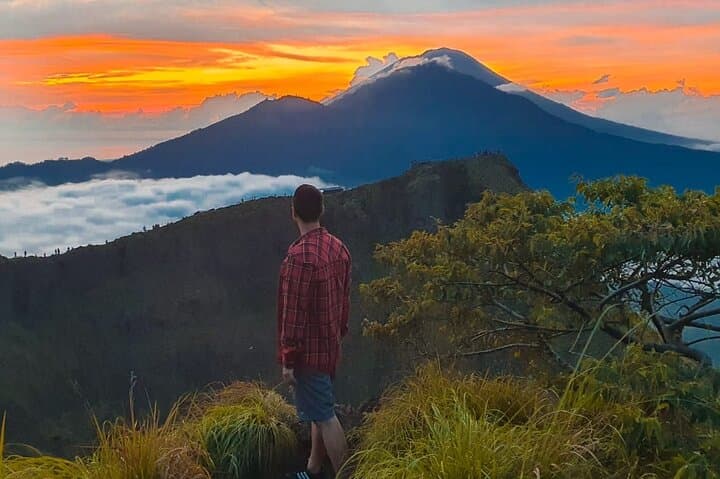 Mount Batur Sunrise Trek and Hot Springs — Guided Pre-Dawn Hike in Bali photo 2