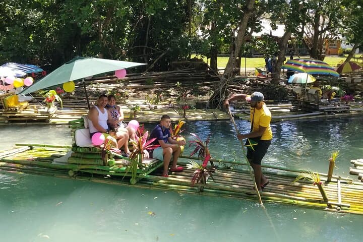Private Martha Brae Raft and Luminous Lagoon Tour with Dinner in Montego Bay