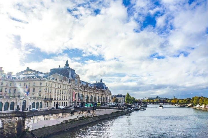 6-Hour Paris Highlights Tour — Seine Cruise, Champs-Élysées & Galeries Lafayette photo 4
