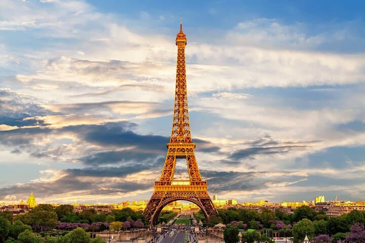 Eiffel Tower Reserved-Access: Second Floor or Summit by Lift photo 6