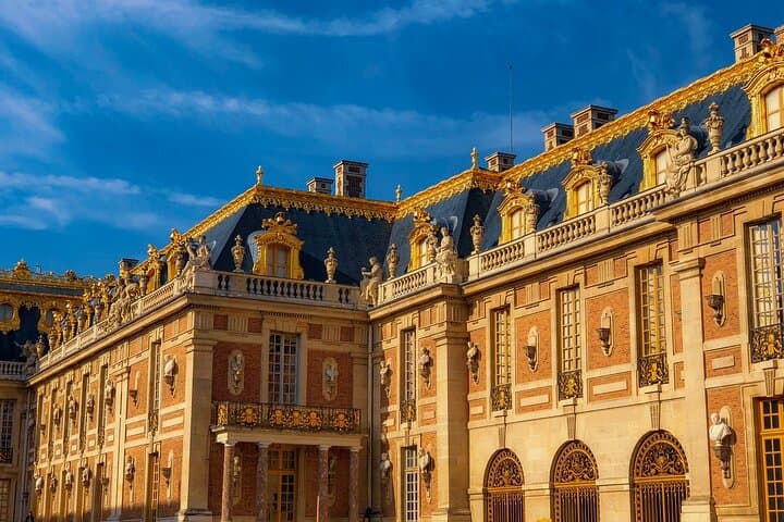 Brussels to Bruges and Paris in One Day: 15-Hour Private Tour Guide photo 4